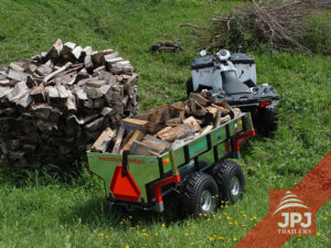atv trailer worker