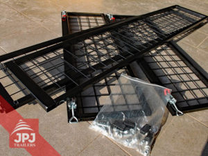 Raised sideboard trailer farmer